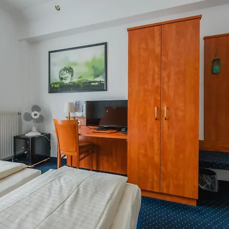 Mirage Szálloda Duisburg